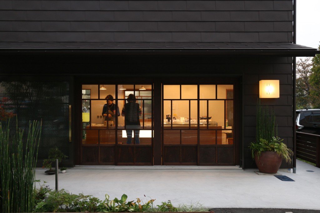 豆吉」金沢文庫の豆腐屋兼住宅 ｜ RG DESIGN